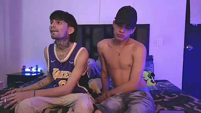 Snapshot of Brutal_Sex_Fucking chatting on September 24, 2025, 11:41 pm Brutal Sex Fucking online show from September 24, 2025, 11:41 pm