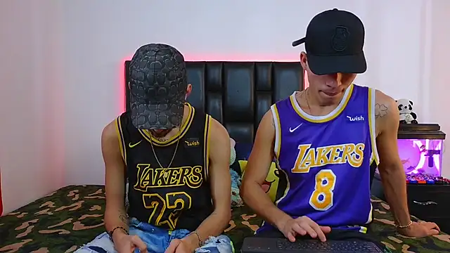 Brutal Sex Fucking online show from April 25, 2026, 9:12 pm