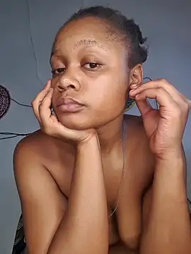 hot-tandy online show from March 7, 2025, 12:15 am