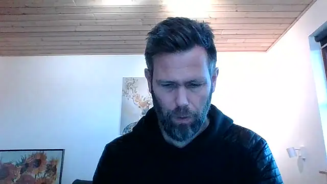 Snapshot of Gotta1 chatting on December 20, 2024, 2:16 pm Gotta1 online show from December 20, 2024, 2:16 pm