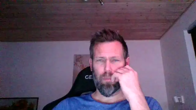 Snapshot of Gotta1 chatting on December 20, 2024, 11:16 pm Gotta1 online show from December 20, 2024, 11:16 pm