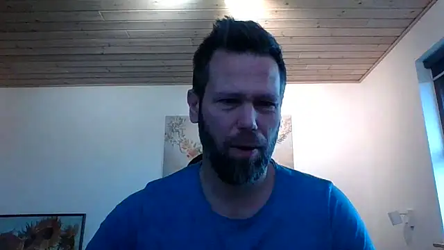 Snapshot of Gotta1 chatting on December 25, 2024, 10:06 am Gotta1 online show from December 25, 2024, 10:06 am