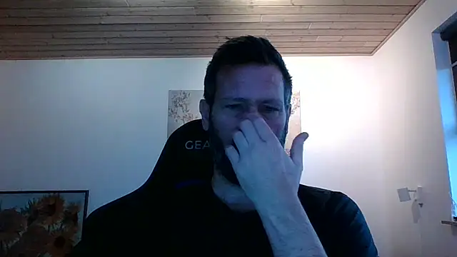 Snapshot of Gotta1 chatting on December 31, 2024, 9:53 am Gotta1 online show from December 31, 2024, 9:53 am