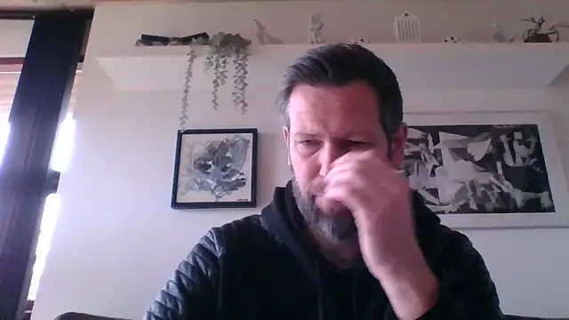 Snapshot of Gotta1 chatting on January 26, 2025, 12:22 pm Gotta1 online show from January 26, 2025, 12:22 pm