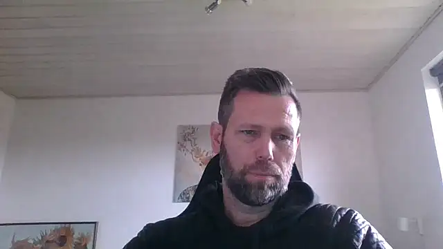 Snapshot of Gotta1 chatting on February 28, 2025, 12:09 pm Gotta1 online show from February 28, 2025, 12:09 pm