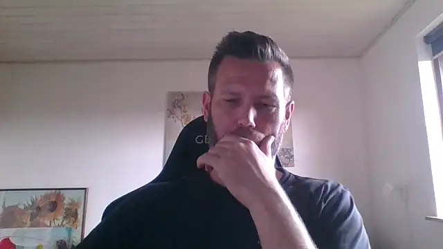 Snapshot of Gotta1 chatting on September 11, 2025, 3:01 pm Gotta1 online show from September 11, 2025, 3:01 pm