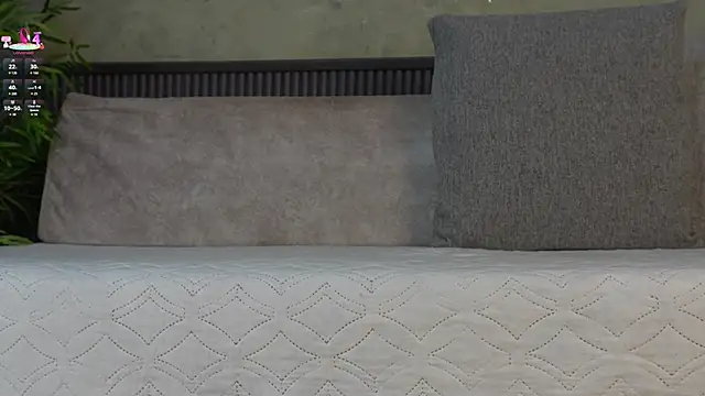 Snapshot of Will_Hendrix chatting on April 12, 2026, 11:04 am Will Hendrix online show from April 12, 2026, 11:04 am