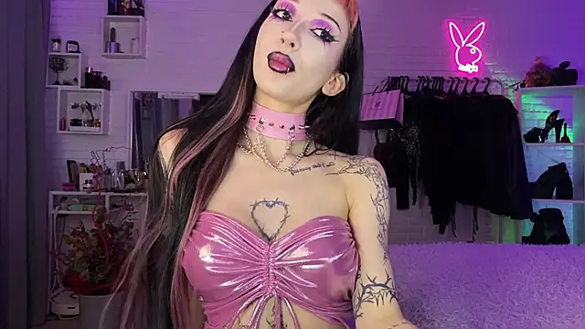 Snapshot of Marcellean chatting on April 1, 2026, 2:56 am Marcellean online show from April 1, 2026, 2:56 am