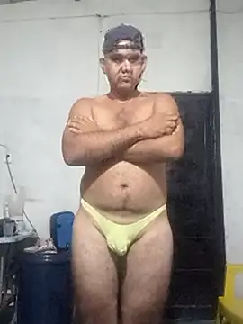 travieso2893 online show from May 14, 2026, 2:40 am