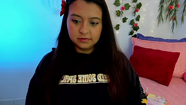 Sweet Chloe06 online show from December 11, 2024, 7:36 pm