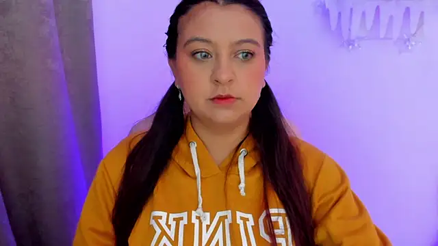 Sweet Chloe06 online show from December 14, 2024, 11:39 am