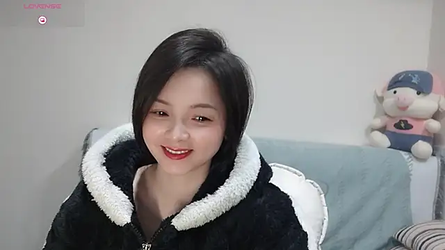 judy522 online show from December 22, 2024, 5:32 pm
