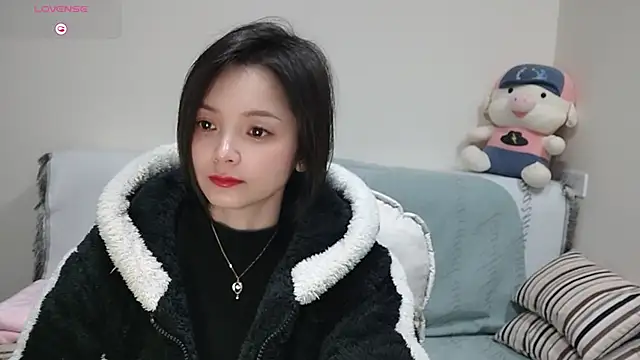 judy522 online show from December 29, 2024, 5:44 pm