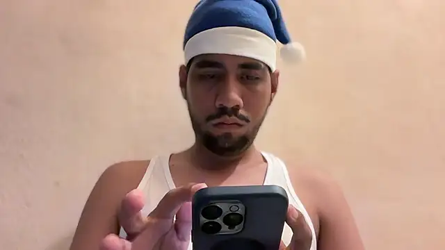 EnriquePersian197 online show from December 25, 2024, 9:54 pm