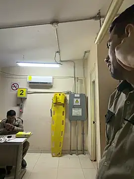 EnriquePersian197 online show from December 19, 2025, 3:02 am