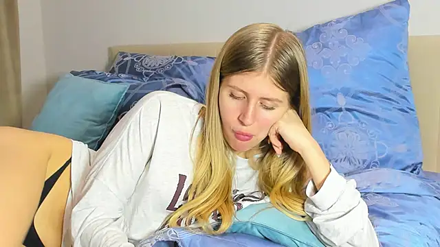 kirraa  online show from January 8, 2026, 7:49 pm