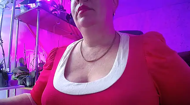  Sweet Woman online show from December 29, 2024, 11:18 am