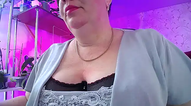  Sweet Woman online show from January 14, 2025, 12:45 pm