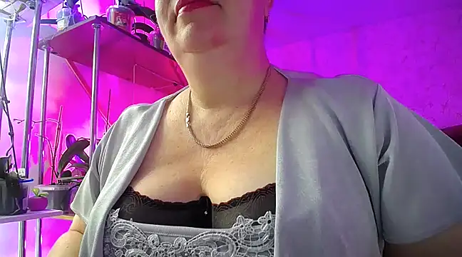  Sweet Woman online show from January 17, 2025, 4:06 am