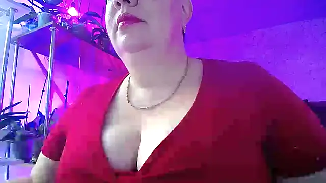  Sweet Woman online show from November 4, 2025, 5:28 am