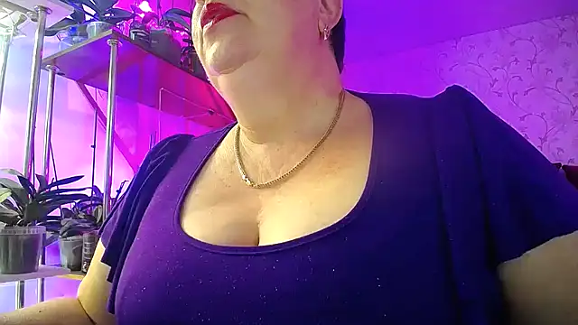  Sweet Woman online show from November 24, 2025, 11:21 am