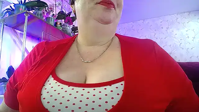  Sweet Woman online show from May 3, 2026, 7:58 am