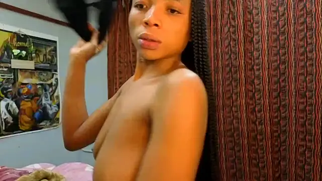 CaramelDelux27 online show from October 14, 2025, 11:05 pm