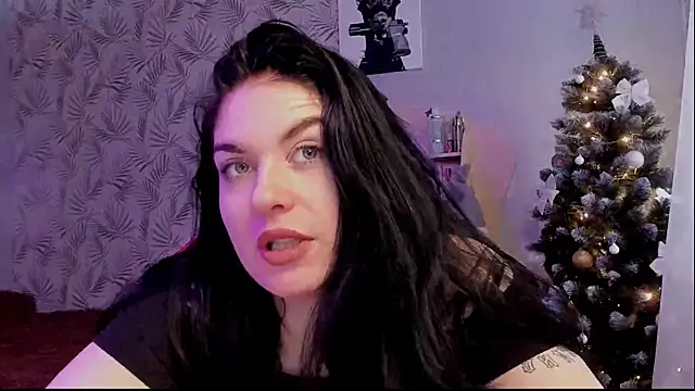 kira gold   online show from December 11, 2024, 8:47 am