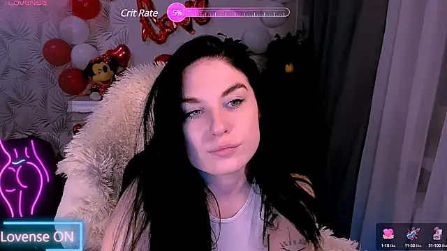 kira gold   online show from February 22, 2025, 7:03 pm