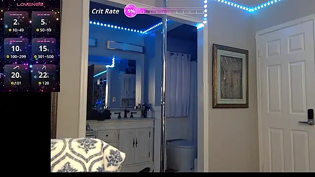 curvyfunlover online show from October 27, 2025, 7:07 pm