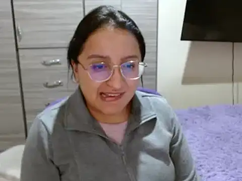 Nia-Cop online show from January 4, 2025, 3:40 am