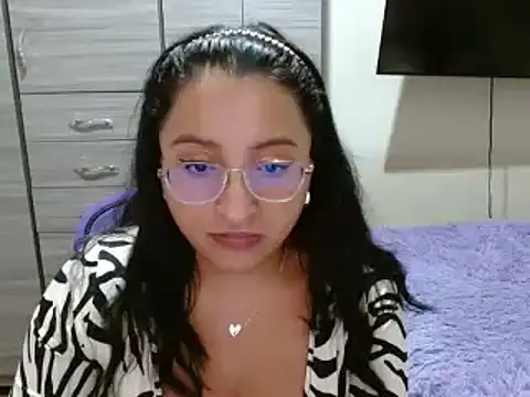 Nia-Cop online show from January 5, 2025, 11:22 pm