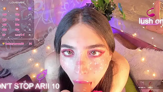 Snapshot of Arii_vega_ chatting on October 7, 2025, 5:26 am Arii vega  online show from October 7, 2025, 5:26 am