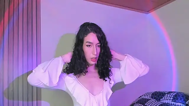 Angellike doll online show from May 7, 2026, 11:15 am