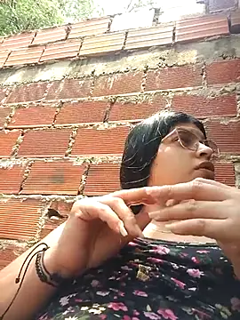 naughty-girl01 online show from March 13, 2025, 5:07 pm