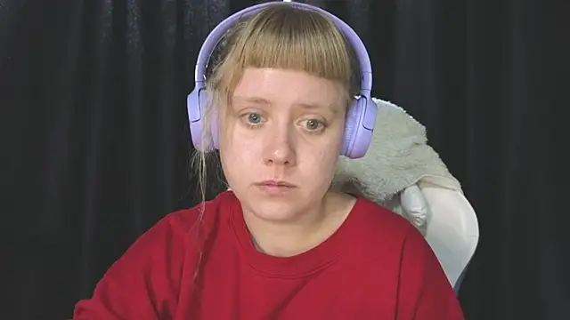 Snapshot of June_shy0 chatting on September 14, 2025, 6:12 am June shy0 online show from September 14, 2025, 6:12 am