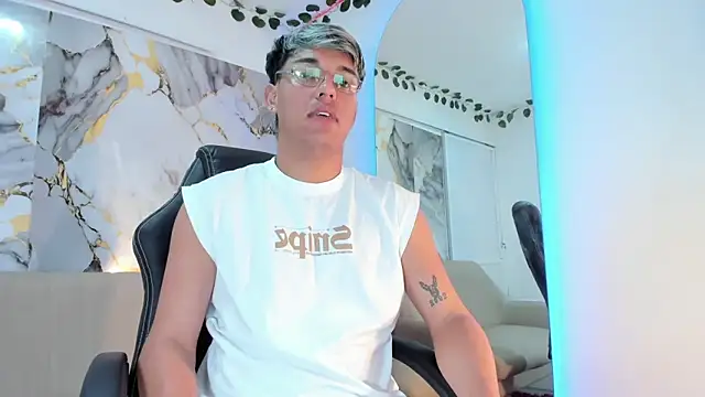 ryan carter08 online show from March 16, 2026, 1:11 am