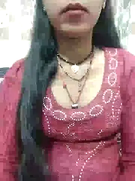 Snapshot of Sharmila-Singh chatting on February 4, 2025, 4:39 pm Sharmila-Singh online show from February 4, 2025, 4:39 pm