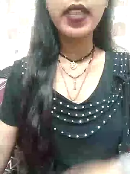 Snapshot of Sharmila-Singh chatting on February 6, 2025, 5:30 pm Sharmila-Singh online show from February 6, 2025, 5:30 pm