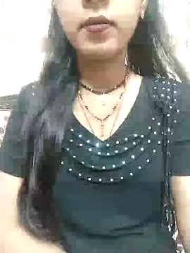 Snapshot of Sharmila-Singh chatting on February 9, 2025, 5:50 am Sharmila-Singh online show from February 9, 2025, 5:50 am