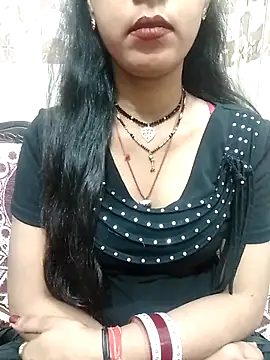 Snapshot of Sharmila-Singh chatting on February 16, 2025, 8:32 am Sharmila-Singh online show from February 16, 2025, 8:32 am