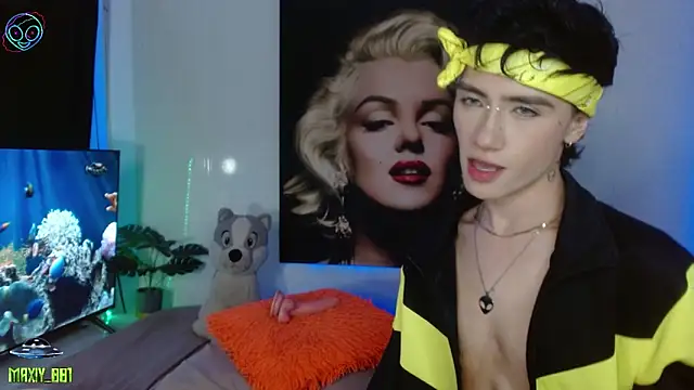 maxiy 001 online show from November 21, 2025, 6:34 am