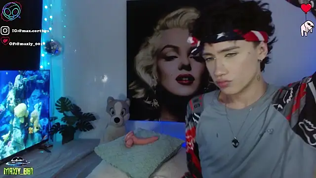 Snapshot of maxiy_001 chatting on March 7, 2026, 9:34 pm maxiy 001 online show from March 7, 2026, 9:34 pm