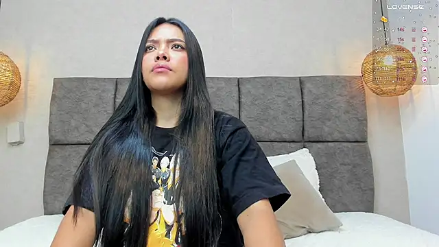 Snapshot of megan_bakers chatting on December 26, 2024, 12:05 pm megan bakers online show from December 26, 2024, 12:05 pm