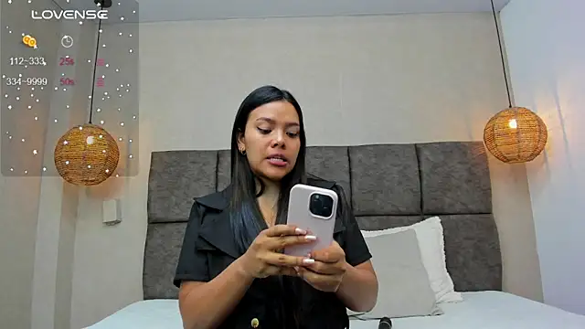Snapshot of megan_bakers chatting on January 18, 2025, 12:04 pm megan bakers online show from January 18, 2025, 12:04 pm
