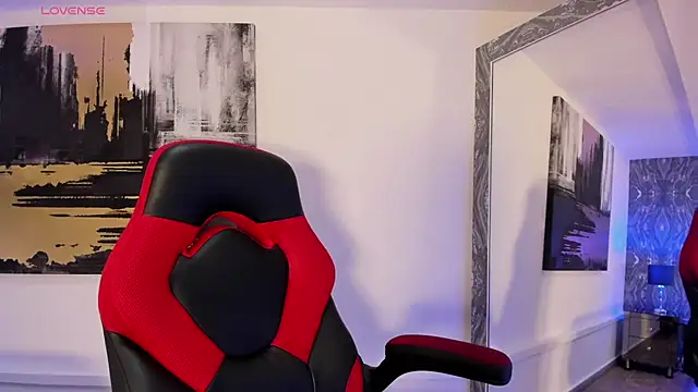 AriRobert  online show from October 27, 2025, 3:54 am