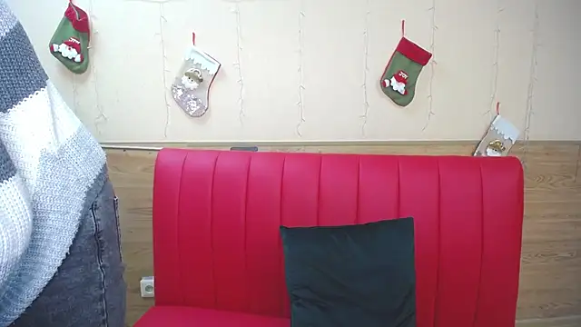 BeatriceFly online show from December 28, 2024, 6:17 am