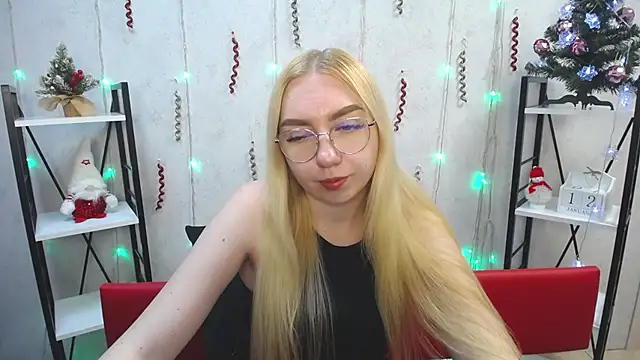 BeatriceFly online show from January 12, 2025, 11:39 am