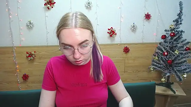 BeatriceFly online show from January 20, 2025, 4:01 pm