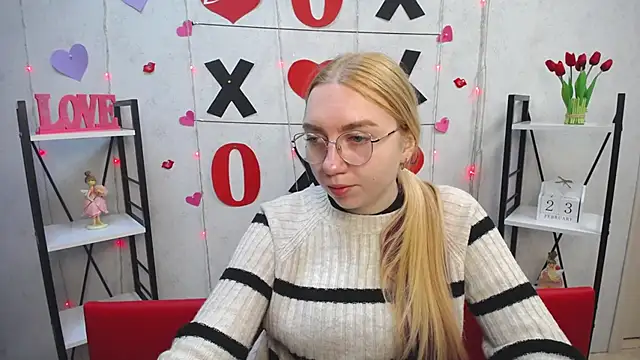 BeatriceFly online show from February 23, 2025, 9:11 am